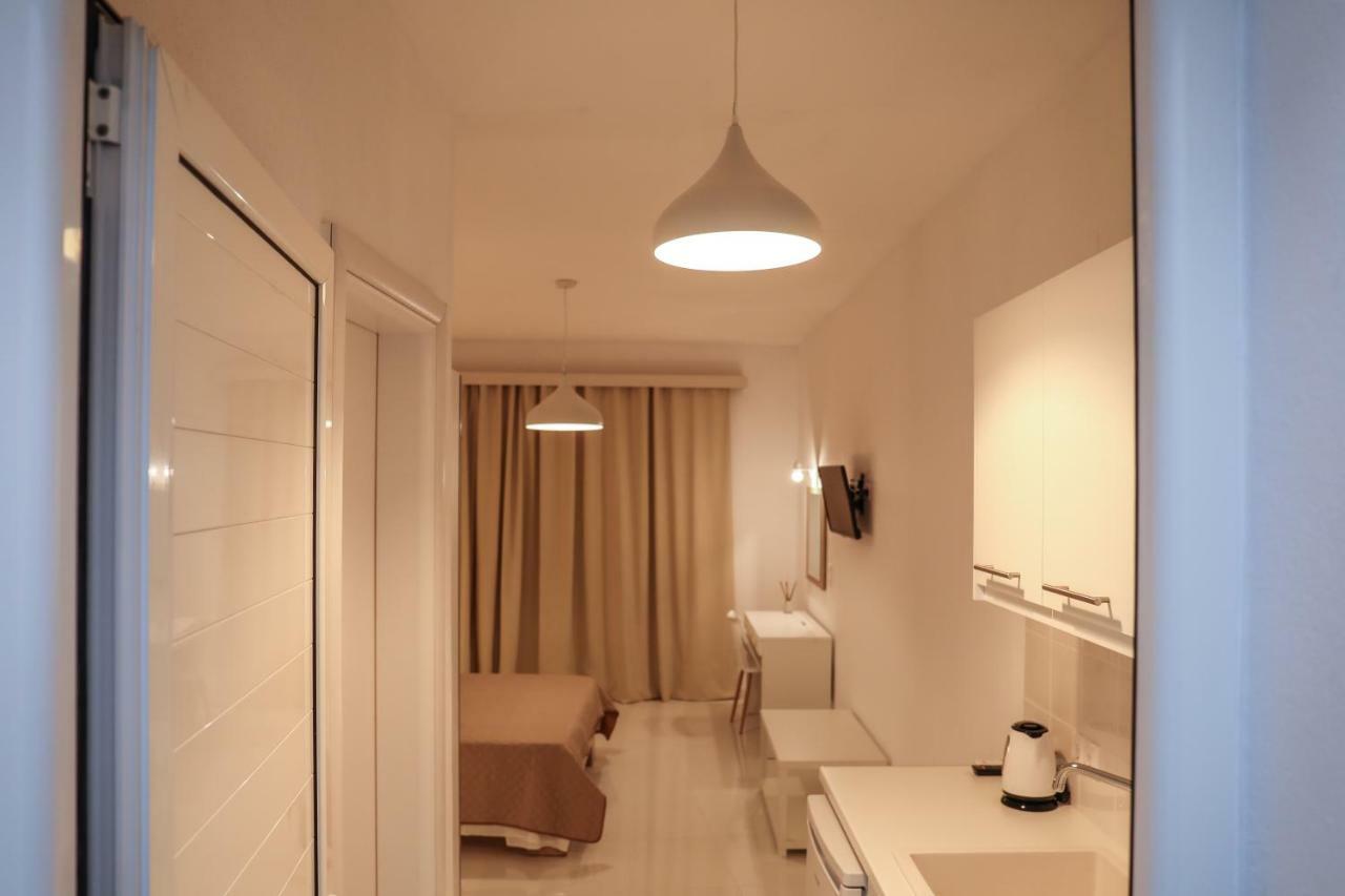 Zorbas Family House Hotel ตรูโลส ภายนอก รูปภาพ