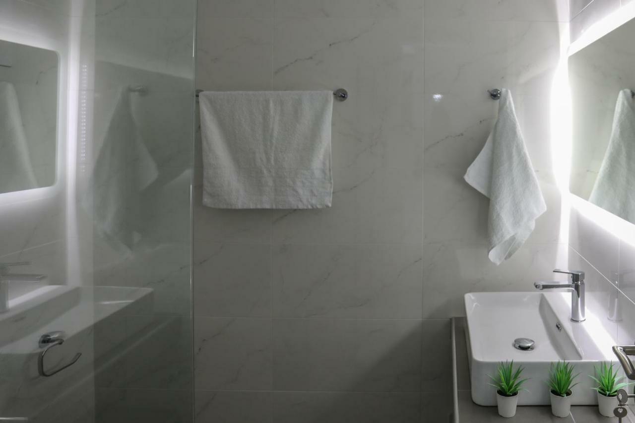 Zorbas Family House Hotel ตรูโลส ภายนอก รูปภาพ
